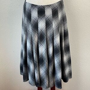 EUC Jones New York Womens Black and Gray Buffalo Pattern Maxi Dress Size 10
